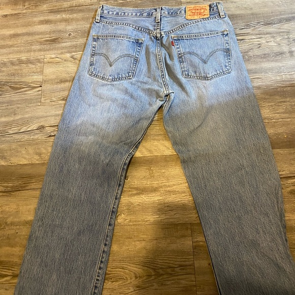 levis - Picture 3 of 4